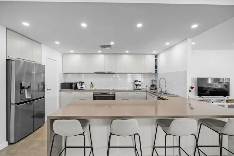 Fifth view of Homely unit listing, 2/15 Treviso Mews, Mandurah WA 6210