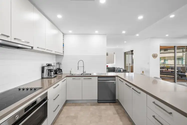 Sixth view of Homely unit listing, 2/15 Treviso Mews, Mandurah WA 6210