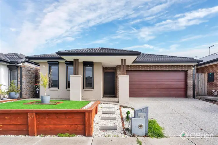32 Rockfern Crescent, Diggers Rest VIC 3427