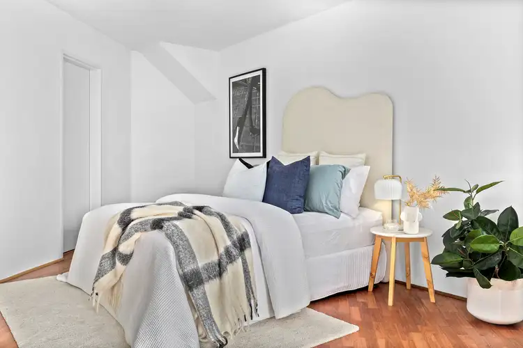 Sixth view of Homely studio listing, 5/68 Crown Street, Woolloomooloo NSW 2011