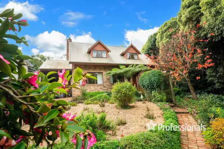 9 Comongin Avenue, Warburton VIC 3799