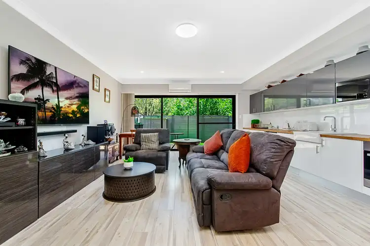 Third view of Homely unit listing, 2/64 The Esplanade, Thornleigh NSW 2120