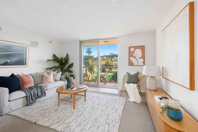 Second view of Homely apartment listing, 6/41 Ocean View Road, Freshwater NSW 2096