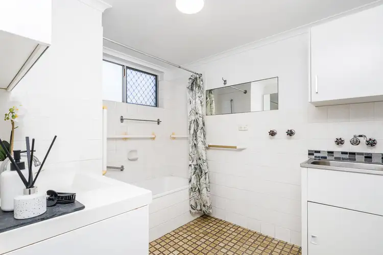 Sixth view of Homely unit listing, 1/33 Enid Street, Tweed Heads NSW 2485