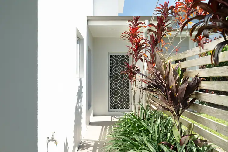 Sixth view of Homely unit listing, 1/13 Firefly Crescent, Ooralea QLD 4740