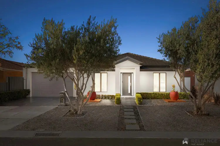 8 Rosamond Avenue, Tarneit VIC 3029