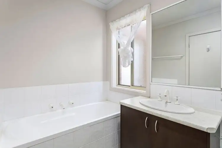 Sixth view of Homely house listing, 18 Panorama Drive, Hillside VIC 3037