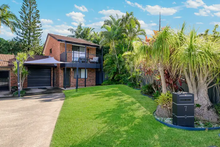 Second view of Homely house listing, 2/7 Vona Place, Labrador QLD 4215
