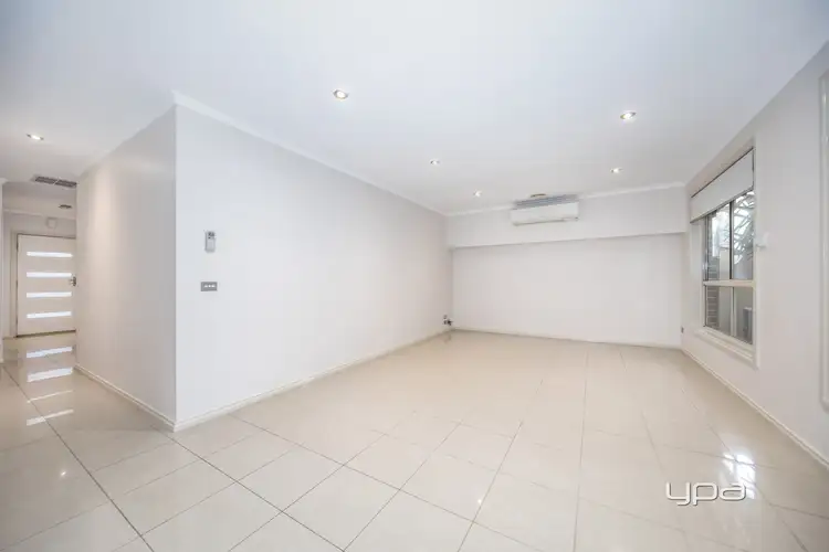 Fifth view of Homely unit listing, 2/40 Jade Way, Hillside VIC 3037