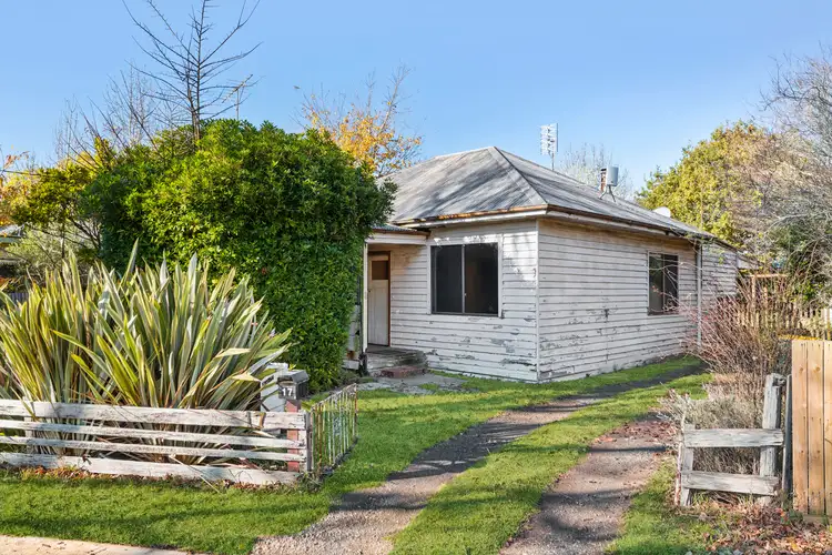 17 Bridge Street, Trentham VIC 3458