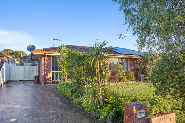 10 Whitewood Place, Albion Park Rail NSW 2527