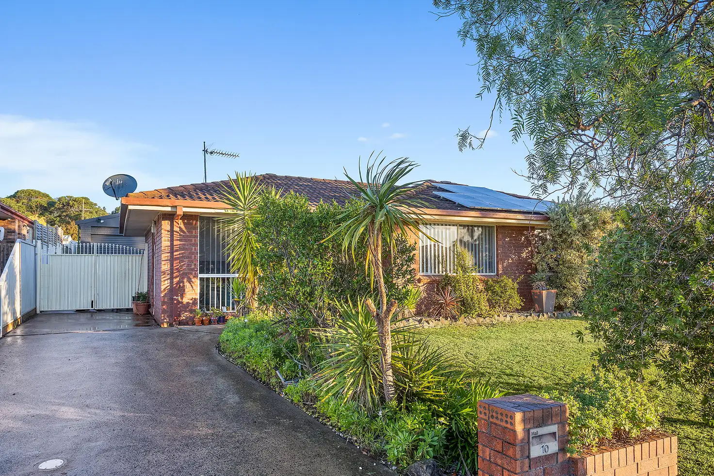 Main view of Homely house listing, 10 Whitewood Place, Albion Park Rail NSW 2527