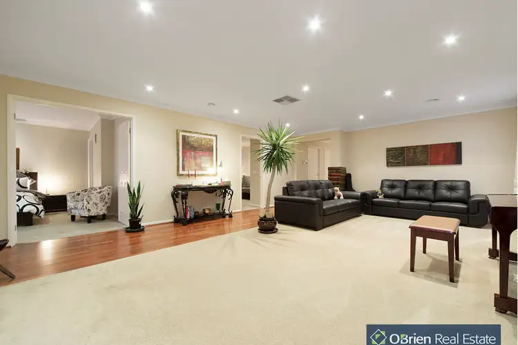 Fifth view of Homely house listing, 7 Greenfield Court, Cranbourne North VIC 3977