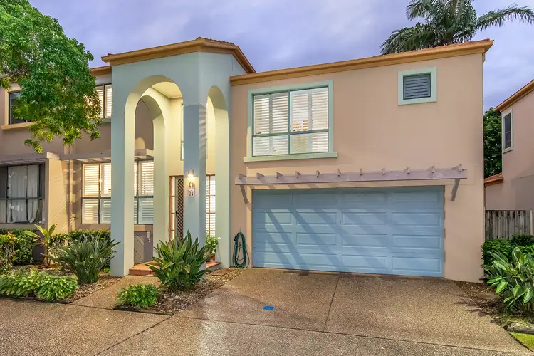 21/20 Fairway Drive, Clear Island Waters QLD 4226