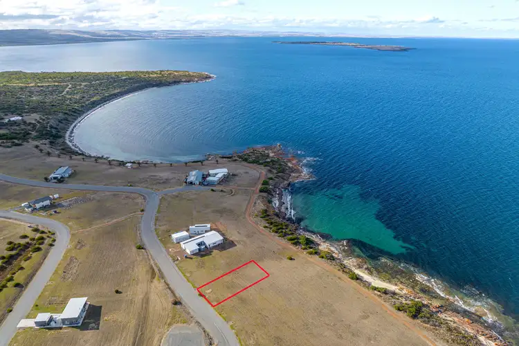 17 East Parade, Point Boston SA 5607