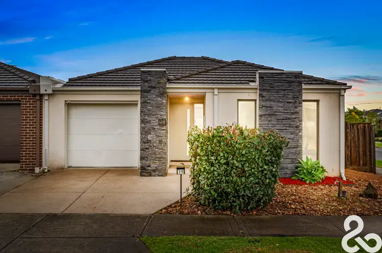 19 Persimmon Way, Doreen VIC 3754