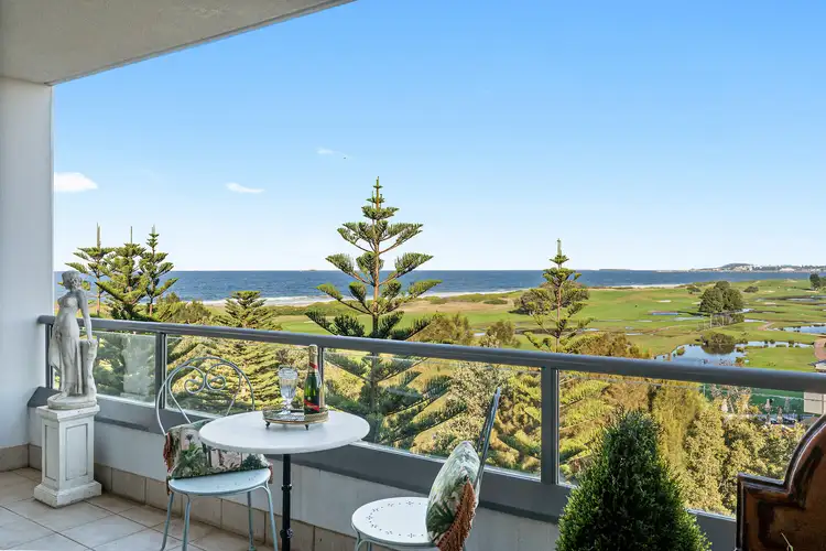 Fifth view of Homely apartment listing, 25/12 Bank Street, Wollongong NSW 2500