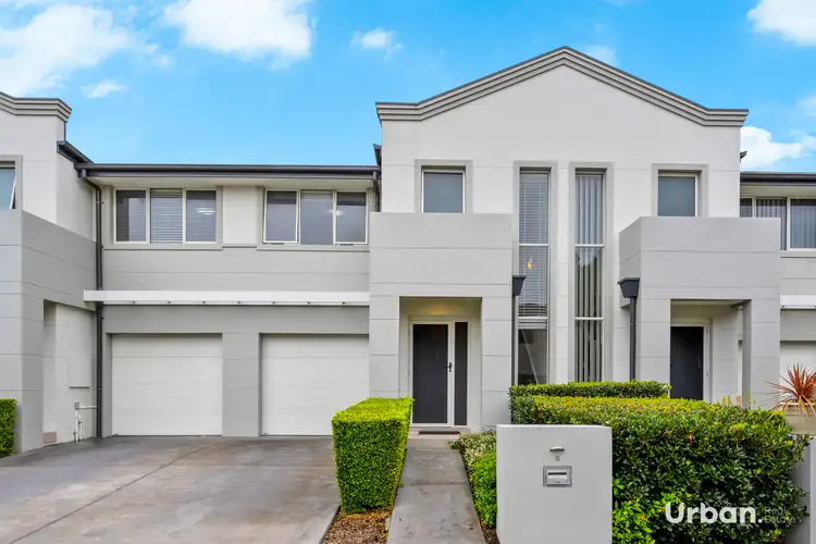 6 Highland Close, Macquarie Links NSW 2565
