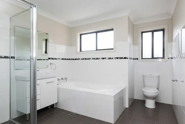 Fourth view of Homely villa listing, 2/70 Robertson Street, Coniston NSW 2500