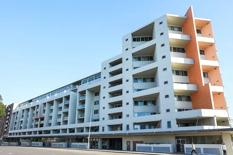 806/106 Queens Road, Hurstville NSW 2220