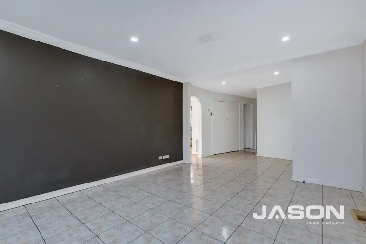 Sixth view of Homely house listing, 4 Fiona Court, Gladstone Park VIC 3043