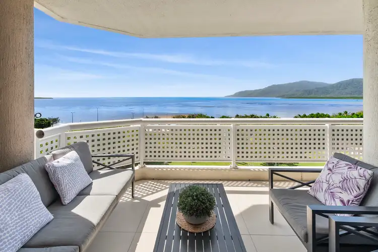 102/219-225 Abbott Street, Cairns North QLD 4870