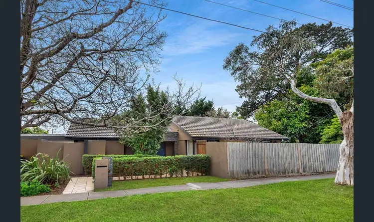 1 Watson Street, Frankston South VIC 3199