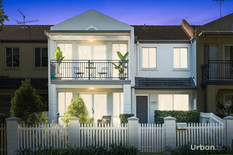 22 Noble Way