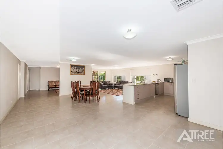 Sixth view of Homely house listing, 10 Solander Street, Harrisdale WA 6112