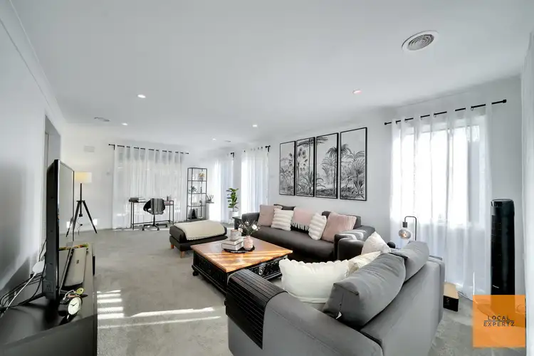 Sixth view of Homely house listing, 8 Avoca Court, Brookfield VIC 3338