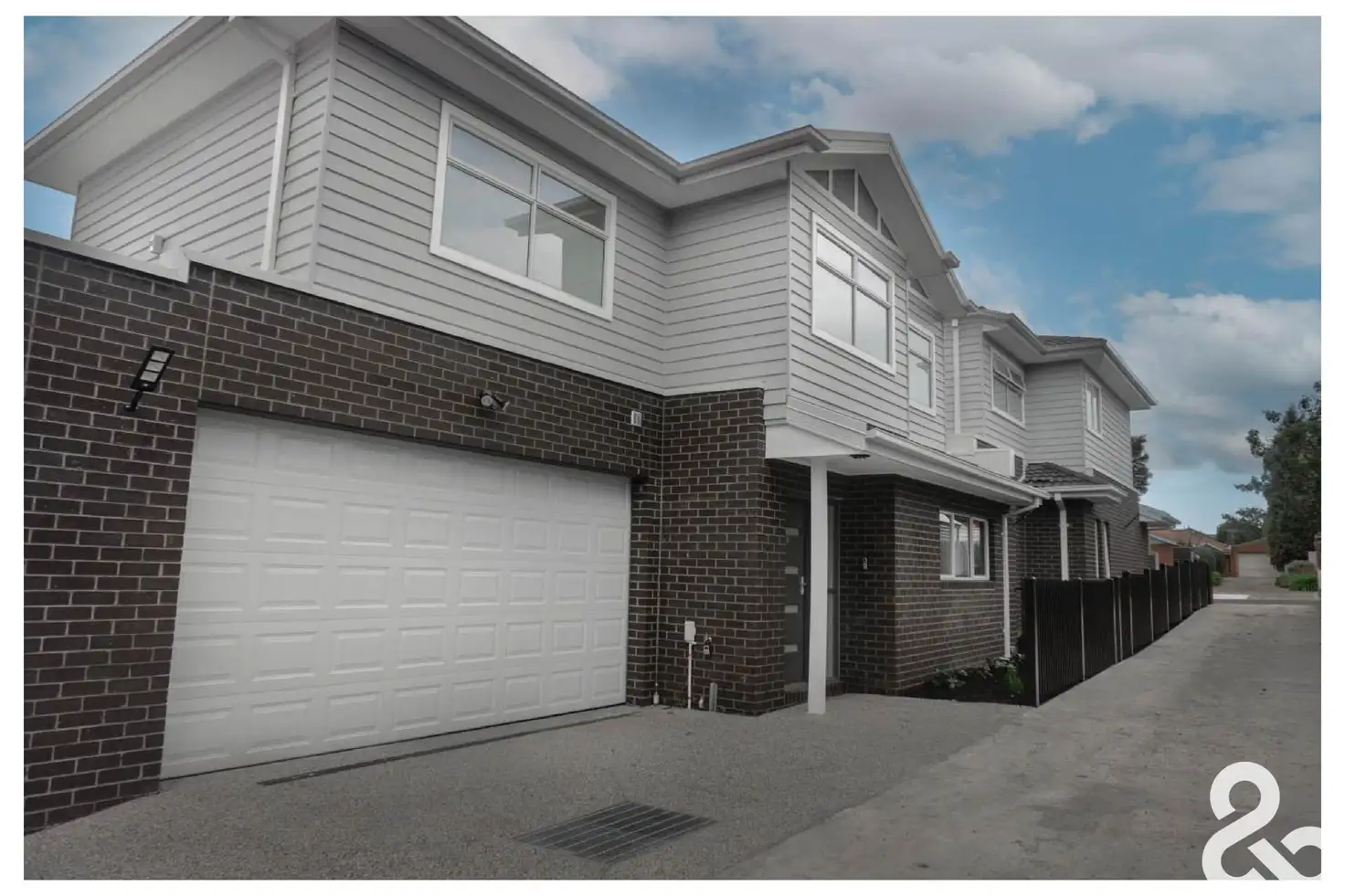 Main view of Homely townhouse listing, 2/1 Tynan Street, Preston VIC 3072