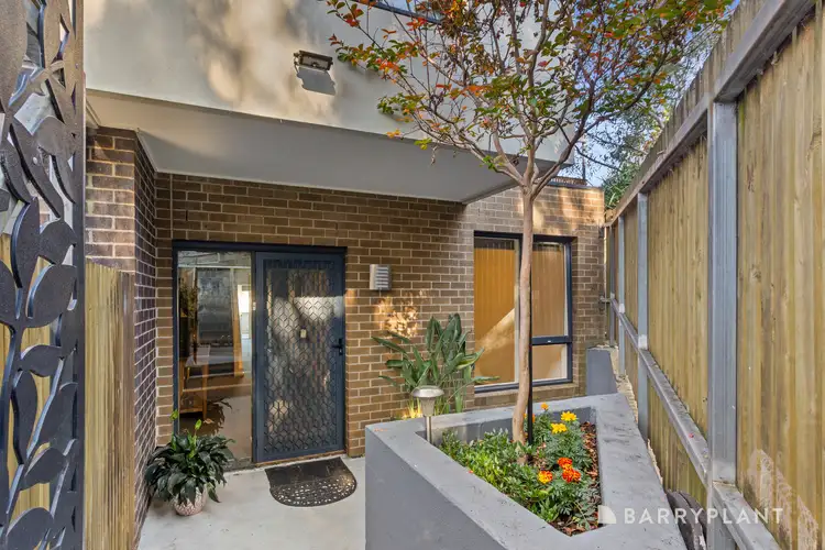 10/3-5 Milton Street, Ferntree Gully VIC 3156