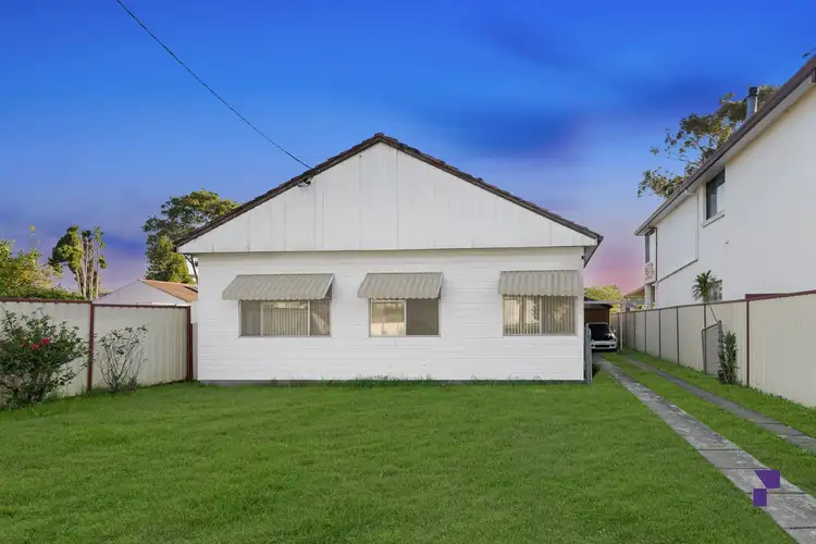 9 Tomki Street, Carramar NSW 2163