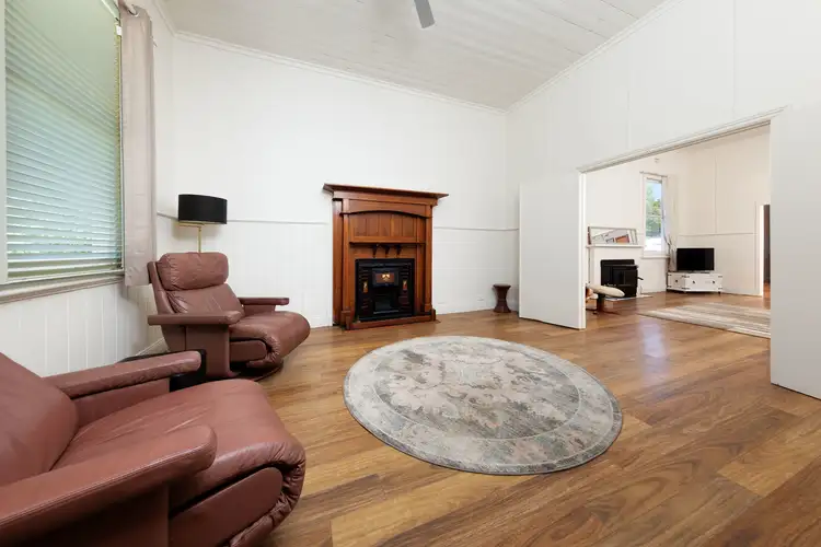 Fourth view of Homely house listing, 17 Akuna Avenue, Tallangatta VIC 3700