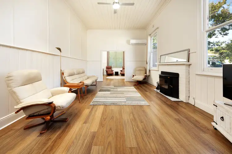 Sixth view of Homely house listing, 17 Akuna Avenue, Tallangatta VIC 3700