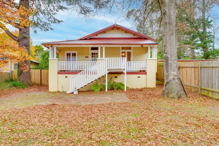 16 Neale Street, Katoomba NSW 2780