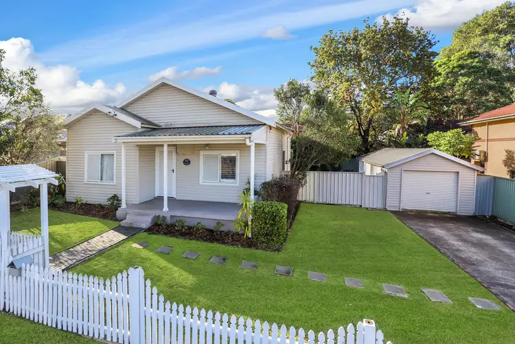 15 Valeria Street, Toongabbie NSW 2146