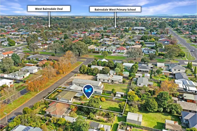 Second view of Homely house listing, 10 Bull Street, Bairnsdale VIC 3875
