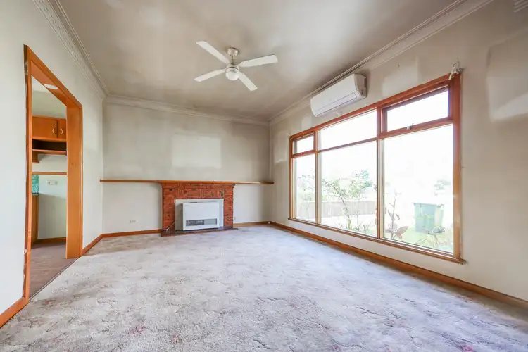 Fifth view of Homely house listing, 10 Bull Street, Bairnsdale VIC 3875