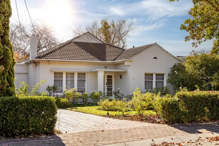 124 Avenue Road, Clarence Gardens SA 5039