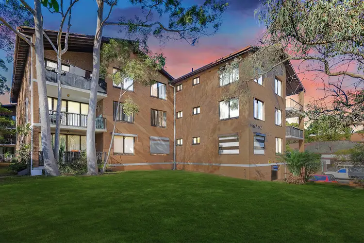 12/33 Sir Joseph Banks Street, Bankstown NSW 2200