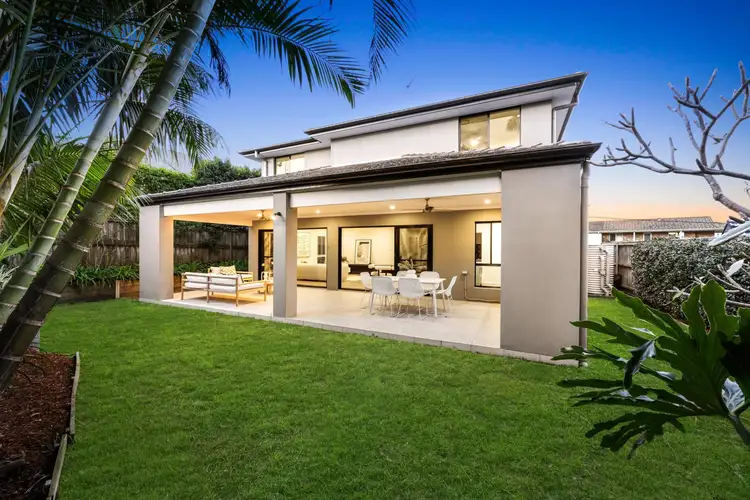 2 Fairport Street, North Curl Curl NSW 2099