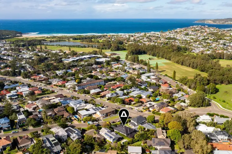 Third view of Homely house listing, 2 Fairport Street, North Curl Curl NSW 2099