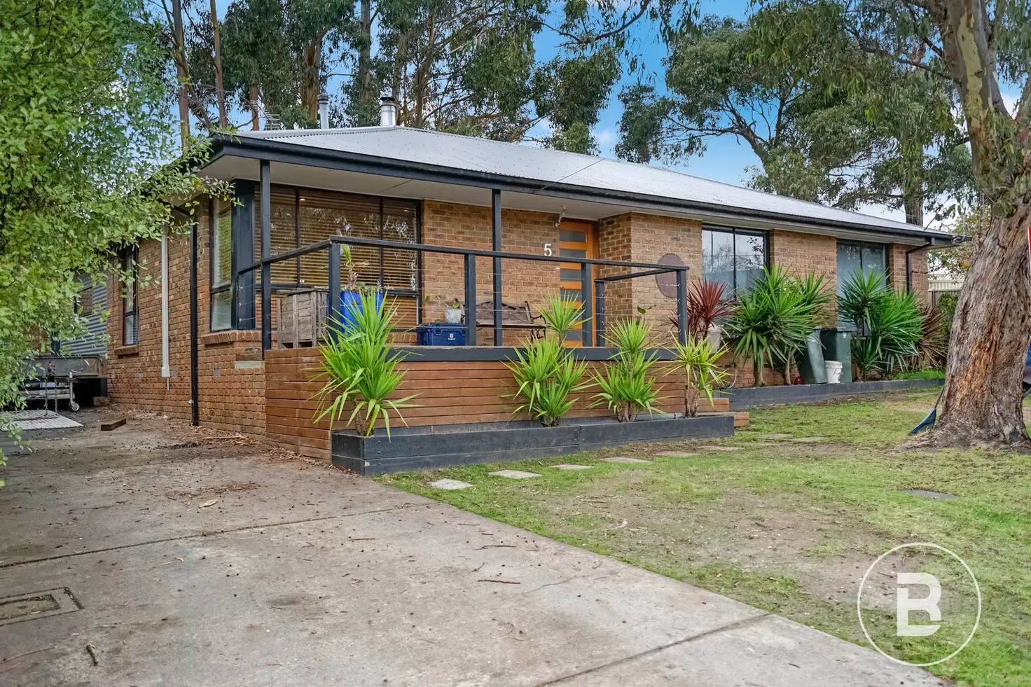 Main view of Homely house listing, 5 Samann Court, Mount Clear VIC 3350