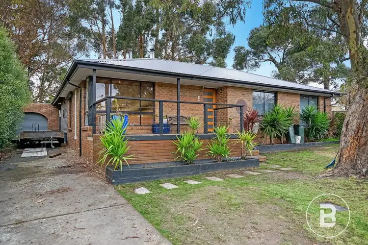 Second view of Homely house listing, 5 Samann Court, Mount Clear VIC 3350