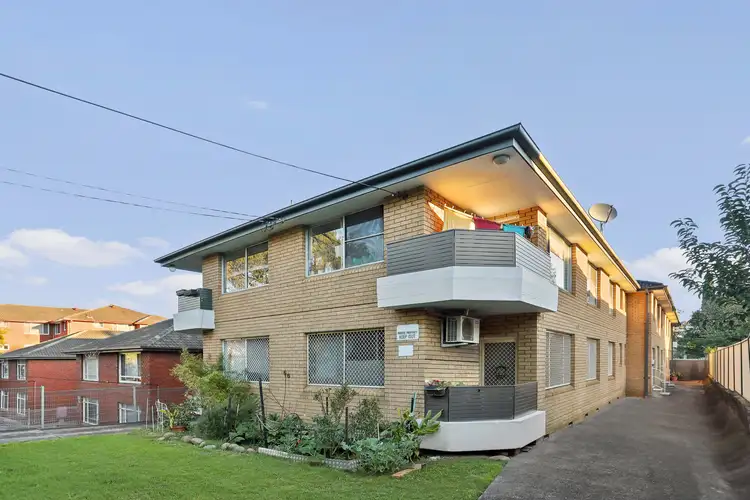 8/56 Crinan Street, Hurlstone Park NSW 2193