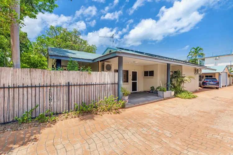 1/13 Sovereign Circuit, Coconut Grove NT 810