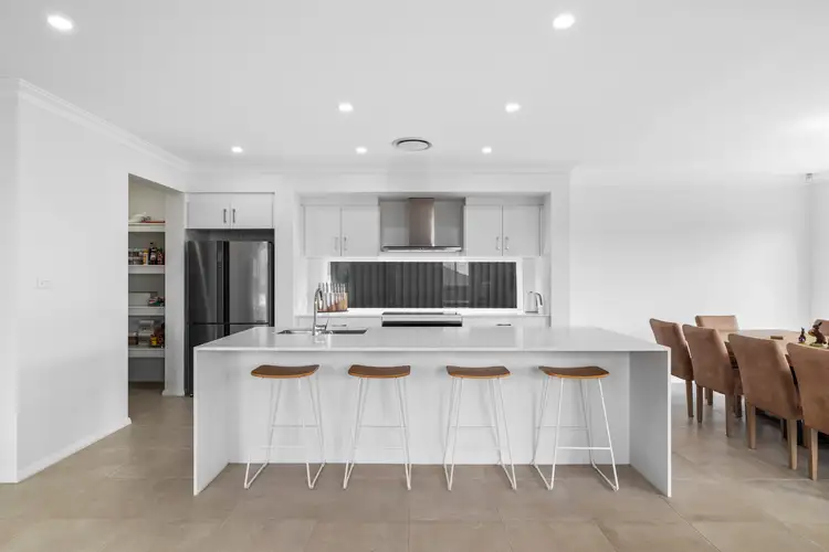 16 Bullen Drive, Silverdale NSW 2752