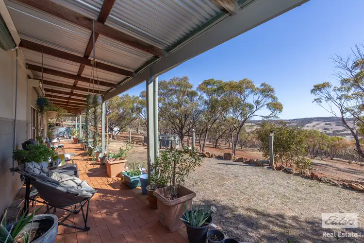 15 Fawell Road, Coondle WA 6566