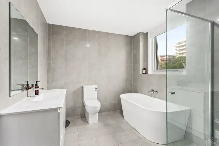 Fifth view of Homely unit listing, 3/15 Park Street, North Wollongong NSW 2500